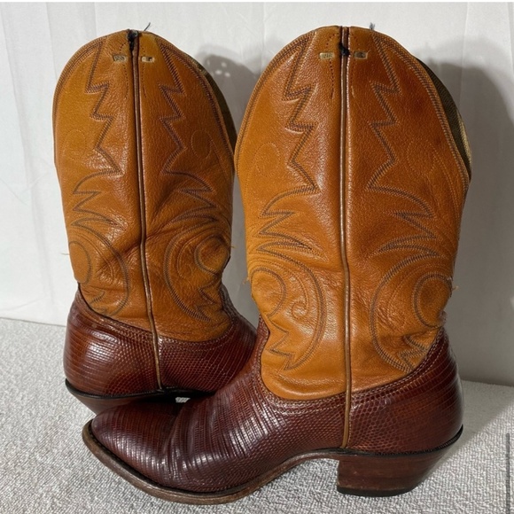 Vintage Leather Western Cowboy Boots With Vibram Soles 8.5 - Picture 9 of 16